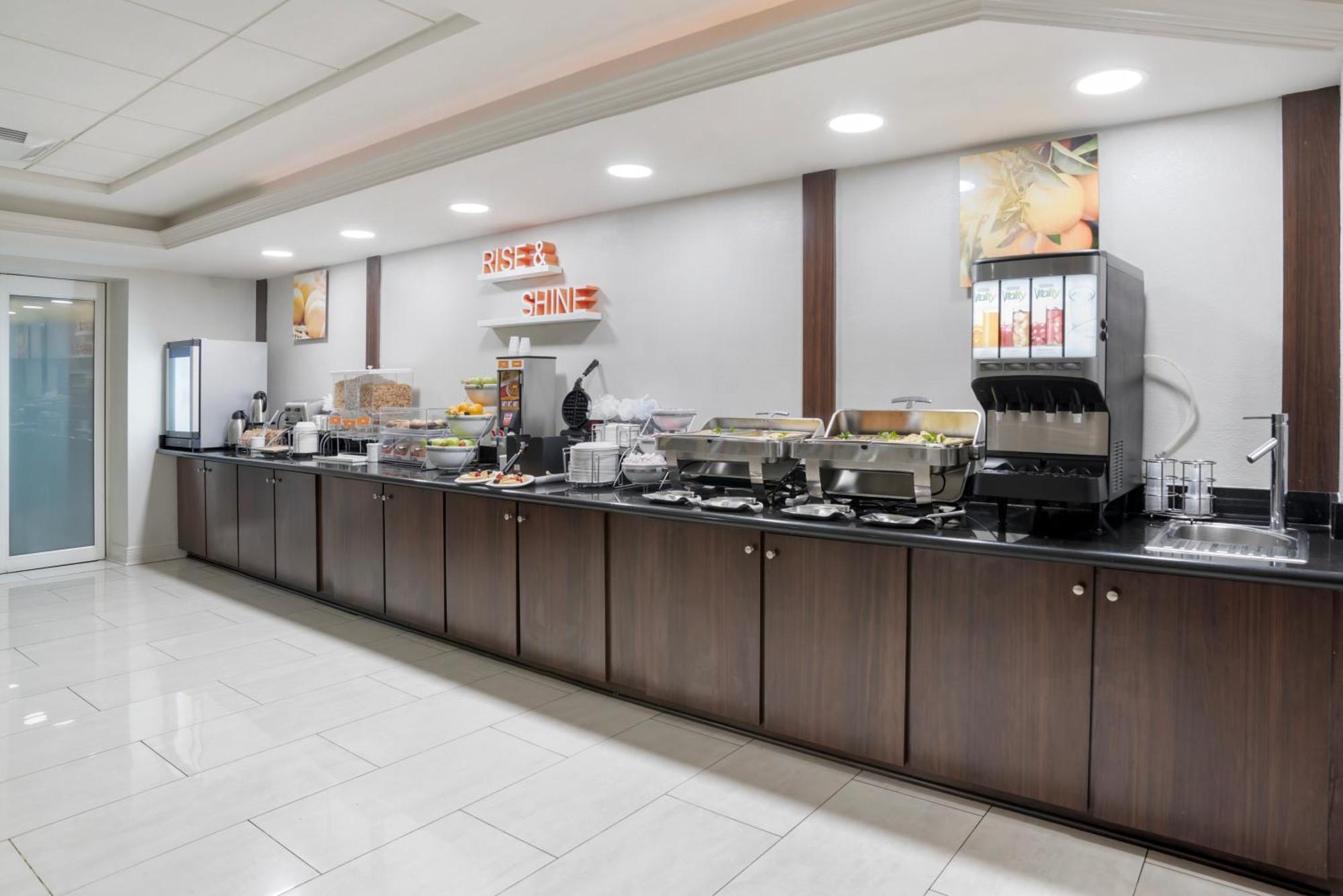 Comfort Inn & Suites New Orleans Airport North Kenner Εξωτερικό φωτογραφία